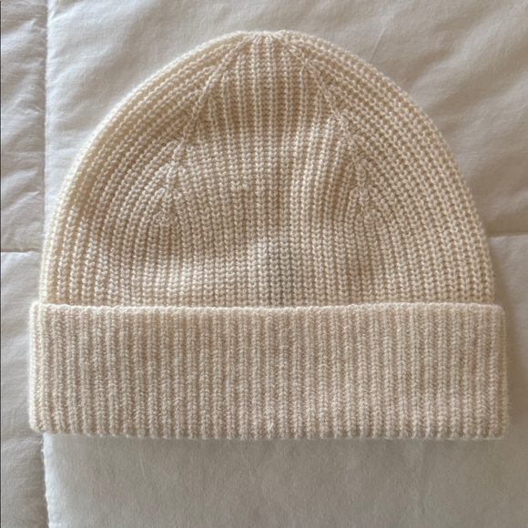 Quince Mongolian Cashmere Ribbed Beanie bundle size M/L - Picture 12 of 14